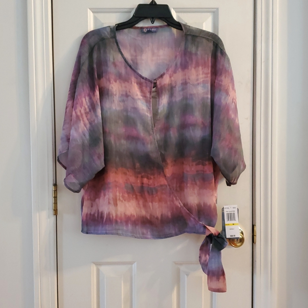 Democracy Side Tie Elbow Sleeve Tie Dye Top - Picture 2 of 12